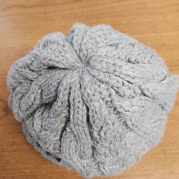 Timberland lined grey knitt hat. One size - Picture 4 of 4